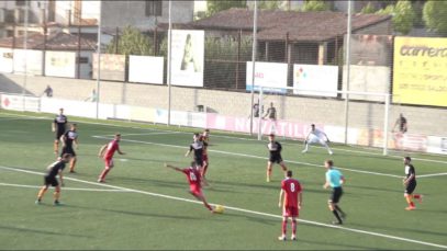 El Manlleu supera el Tona en el derbi osonenc