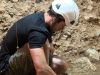 Descobreixen un fogar de 40.000 anys d’antiguitat a la Cova de les Teixoneres de Moià