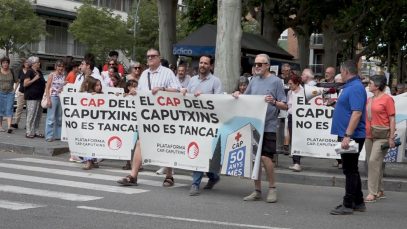 El CAP dels Caputxins es defensa al carrer
