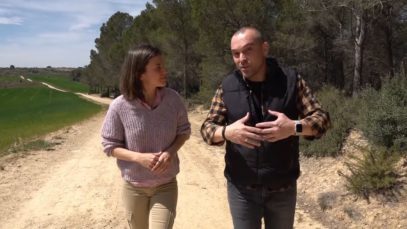 Masquefa, una fàbrica centenària, l’església de Sant Pere i el centre de recuperació d’amfibis i rèptils