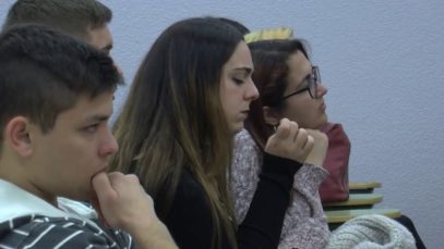 Fina Farrés, activista social a l’IES Guillem Catà