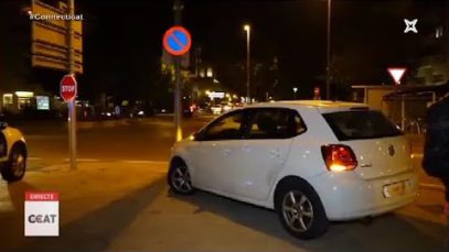 Solsona penja a les xarxes fotografies dels cotxes mal aparcats