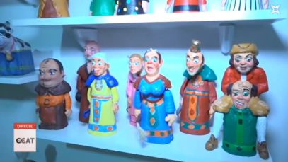 Una família de Solsona col·lecciona 600 elements folkòrics de Catalunya