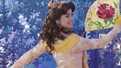 L’actriu manresana Núria Vives, membre de la família de Disneyland París