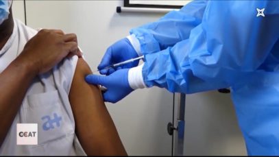 Connecti.cat – Els sanitaris d’Althaia Manresa es vacunen contra la covid19