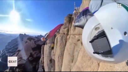 Connecti.cat – L’esport més perillòs del món, el Wingsuit, es practica a Montserrat