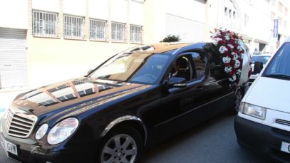 El funeral per Jordina Martínez Playà va ser un sentit homenatge a la noia i un clam contra la violència de gènere