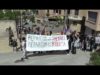 La manifestació de l’1 Maig a Manresa acaba amb els manifestants tancats dins de la Basílica de la Seu