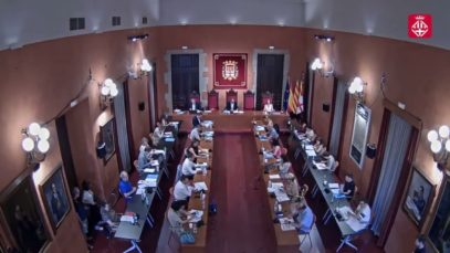 Josep Maria Fius, de Junts per Manresa, va prometre aquest dijous, per imperatiu legal, el càrrec de regidor a l’Ajuntament de Manresa