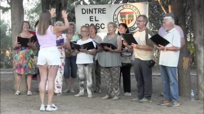 Maria Matilde Almendros homenatjada en l’acte de la colla “Dintre el Bosc” al Parc Puigterrà de Manresa