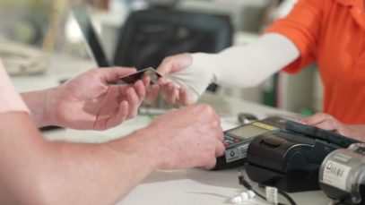 Consell: Sabies que la botiga està obligada a mostrar el preu final?