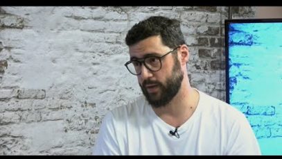 David Navarro, bàrman