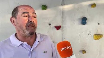 180 Es posen en funcionament a Cal Gravat els nous contenidors intel·ligents