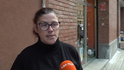 Quatre dones a Manresa recullen aliments i roba pels afectats a DANA