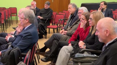 22 universitats dels Països Catalans reclamen a la UE l’oficialitat de la llengua catalana
