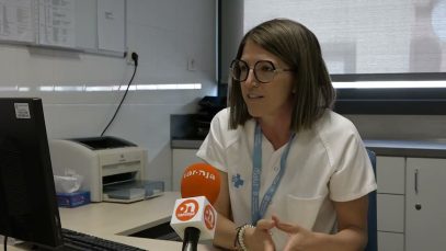 Els experts alerten dels perills per la pell davant l’exposició continuada al sol
