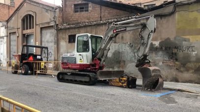 Nous treballs de semaforització a la carratera de Vic en el marc de la peatonalització del Carrer Guimerà