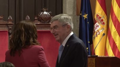 Pere Miró Sellarés rep el títol de fill predilecte de Manresa en un acte emotiu i multitudinari