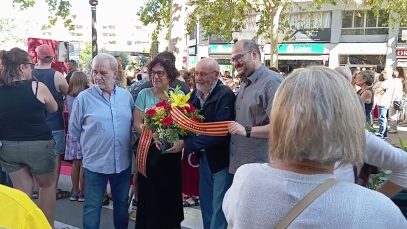60 entitats participen a l’ofrena floral de la Diada a Manresa