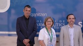 Els farmacèutics fan acte de presència a la capital del Bages