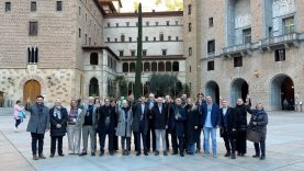 Mig miler d’alcaldes reivindiquen des de Montserrat la importància del municipalisme