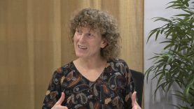 Passeu, passeu! – El racó de la salut i el benestar: Violència. Què és i què (la) causa? (19-11-25)